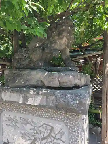 湯島天満宮の{uncategorized: "未分類", other: "その他", undefined: "問題あり", building: "その他建物", grave: "お墓", sacred_gate: "鳥居", guardian: "狛犬", statue: "像", buddha: "仏像", history: "歴史", nature: "自然", garden: "庭園", animal: "動物", pagoda: "塔", temizu: "手水舎", mountain_gate: "山門・神門", sanctuary: "本殿・本堂", subordinate: "末社・摂社", art: "芸術", scenery: "景色", jizo: "地蔵", ema: "絵馬", goshuin: "御朱印", omikuji: "おみくじ", items: "授与品その他", amulet: "お守り", goshuincho: "御朱印帳", eats: "食事", festival: "お祭り", votive_dance: "神楽", shichigosan: "七五三参", wedding: "結婚式", experience: "体験その他", initially: "初詣", around: "周辺", anti_infection: "感染症対策"}