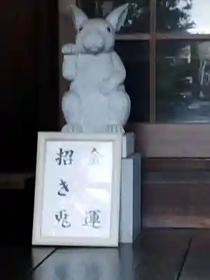 岡崎神社の狛犬