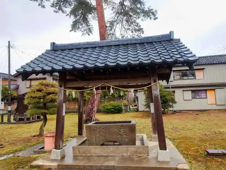 諏訪神社(新潟県)