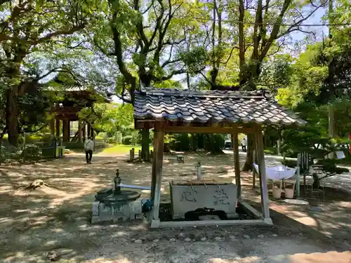 大御堂寺（野間大坊）の手水舎