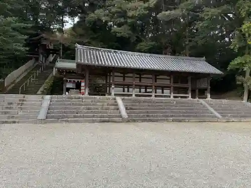 往馬坐伊古麻都比古神社の{uncategorized: "未分類", other: "その他", undefined: "問題あり", building: "その他建物", grave: "お墓", sacred_gate: "鳥居", guardian: "狛犬", statue: "像", buddha: "仏像", history: "歴史", nature: "自然", garden: "庭園", animal: "動物", pagoda: "塔", temizu: "手水舎", mountain_gate: "山門・神門", sanctuary: "本殿・本堂", subordinate: "末社・摂社", art: "芸術", scenery: "景色", jizo: "地蔵", ema: "絵馬", goshuin: "御朱印", omikuji: "おみくじ", items: "授与品その他", amulet: "お守り", goshuincho: "御朱印帳", eats: "食事", festival: "お祭り", votive_dance: "神楽", shichigosan: "七五三参", wedding: "結婚式", experience: "体験その他", initially: "初詣", around: "周辺", anti_infection: "感染症対策"}