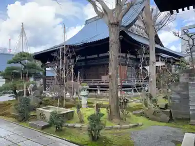 長慶寺の本殿・本堂