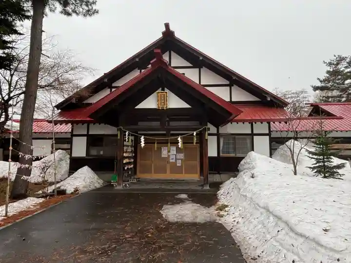 多賀神社の本殿・本堂