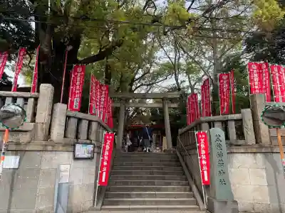 笠䅣稲荷神社の{uncategorized: "未分類", other: "その他", undefined: "問題あり", building: "その他建物", grave: "お墓", sacred_gate: "鳥居", guardian: "狛犬", statue: "像", buddha: "仏像", history: "歴史", nature: "自然", garden: "庭園", animal: "動物", pagoda: "塔", temizu: "手水舎", mountain_gate: "山門・神門", sanctuary: "本殿・本堂", subordinate: "末社・摂社", art: "芸術", scenery: "景色", jizo: "地蔵", ema: "絵馬", goshuin: "御朱印", omikuji: "おみくじ", items: "授与品その他", amulet: "お守り", goshuincho: "御朱印帳", eats: "食事", festival: "お祭り", votive_dance: "神楽", shichigosan: "七五三参", wedding: "結婚式", experience: "体験その他", initially: "初詣", around: "周辺", anti_infection: "感染症対策"}