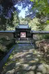 定光寺の山門