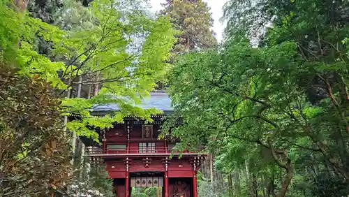 御岩神社の山門・神門