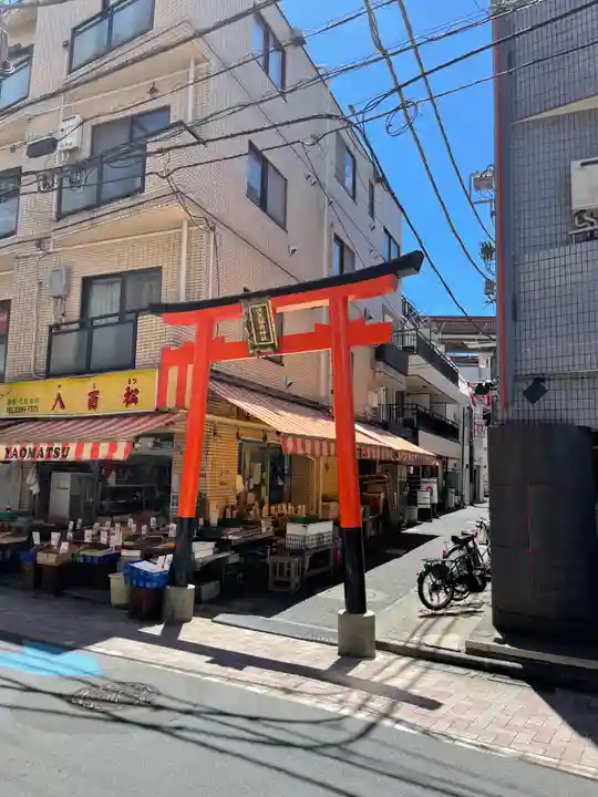 伏見稲荷神社(東京都)