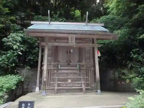 甘縄神明神社（甘縄神明宮）の末社・摂社
