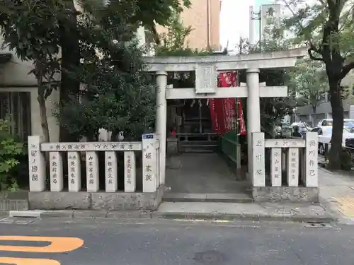 大松稲荷神社の鳥居