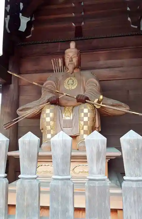 桑名宗社(春日神社)の像