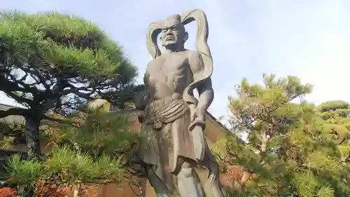 松林寺の像