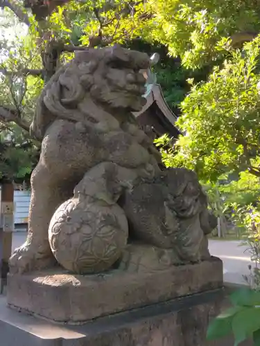 鳩森八幡神社の狛犬