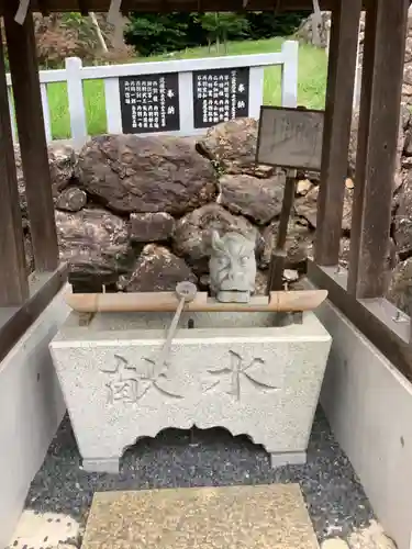 伊波乃西神社の手水舎