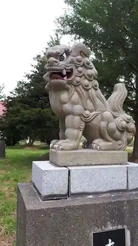 沖里河神社の狛犬