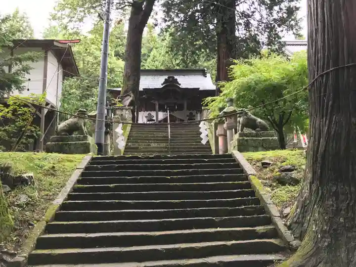 新海三社神社(長野県)