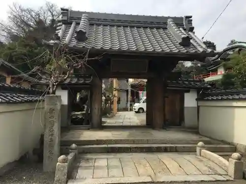 蓮花院の山門・神門