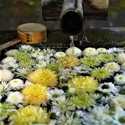  岳温泉神社 の手水舎
