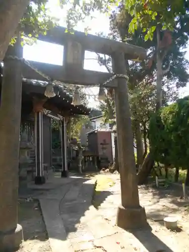 諏訪神社＜新宮＞の鳥居