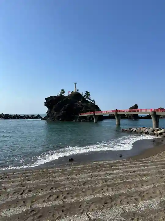 能生白山神社末社厳島神社(新潟県)