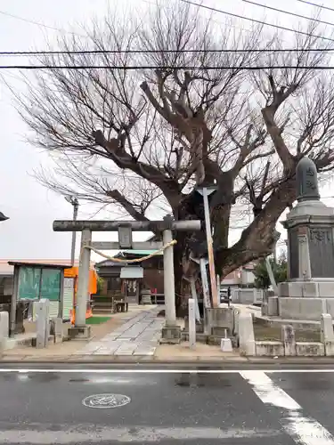 水海道諏訪神社の鳥居