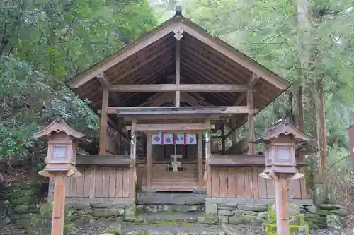 丹生川上神社（中社）の末社