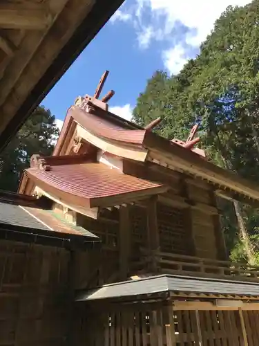 秋鹿神社の本殿・本堂