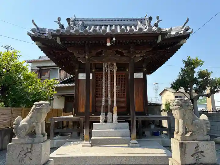 武大神社の{uncategorized: "未分類", other: "その他", undefined: "問題あり", building: "その他建物", grave: "お墓", sacred_gate: "鳥居", guardian: "狛犬", statue: "像", buddha: "仏像", history: "歴史", nature: "自然", garden: "庭園", animal: "動物", pagoda: "塔", temizu: "手水舎", mountain_gate: "山門・神門", sanctuary: "本殿・本堂", subordinate: "末社・摂社", art: "芸術", scenery: "景色", jizo: "地蔵", ema: "絵馬", goshuin: "御朱印", omikuji: "おみくじ", items: "授与品その他", amulet: "お守り", goshuincho: "御朱印帳", eats: "食事", festival: "お祭り", votive_dance: "神楽", shichigosan: "七五三参", wedding: "結婚式", experience: "体験その他", initially: "初詣", around: "周辺", anti_infection: "感染症対策"}