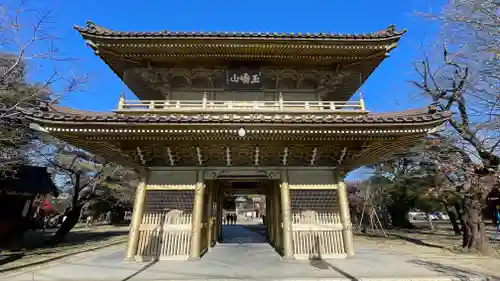 総願寺の山門