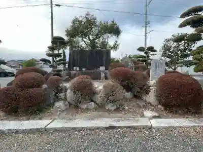 常念寺の{uncategorized: "未分類", other: "その他", undefined: "問題あり", building: "その他建物", grave: "お墓", sacred_gate: "鳥居", guardian: "狛犬", statue: "像", buddha: "仏像", history: "歴史", nature: "自然", garden: "庭園", animal: "動物", pagoda: "塔", temizu: "手水舎", mountain_gate: "山門・神門", sanctuary: "本殿・本堂", subordinate: "末社・摂社", art: "芸術", scenery: "景色", jizo: "地蔵", ema: "絵馬", goshuin: "御朱印", omikuji: "おみくじ", items: "授与品その他", amulet: "お守り", goshuincho: "御朱印帳", eats: "食事", festival: "お祭り", votive_dance: "神楽", shichigosan: "七五三参", wedding: "結婚式", experience: "体験その他", initially: "初詣", around: "周辺", anti_infection: "感染症対策"}