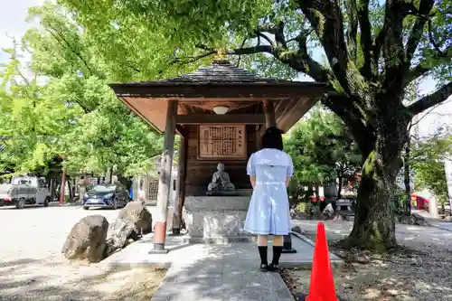 遍照院の手水舎