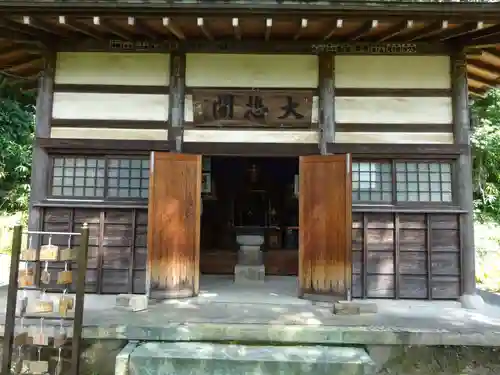 横浜　西方寺の末社