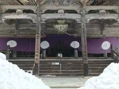 成相寺の本殿・本堂