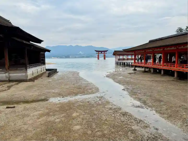 厳島神社(広島県)