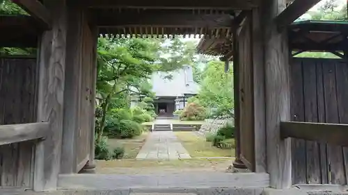 安養寺の山門・神門