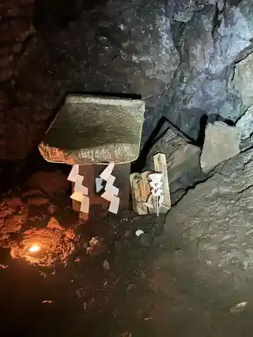 吉田胎内樹型(北口本宮冨士浅間神社管轄)の本殿・本堂