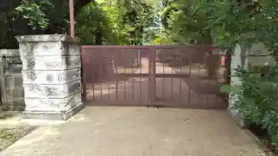 十善戒寺の山門・神門