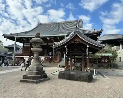 一心寺の本殿・本堂