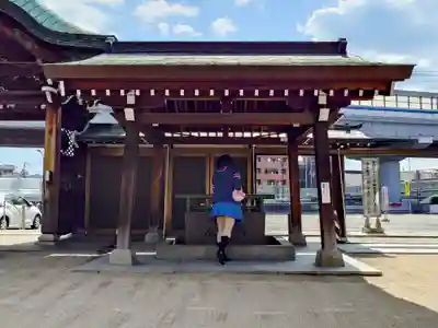 西宮成田山円満寺（圓満寺）の手水舎