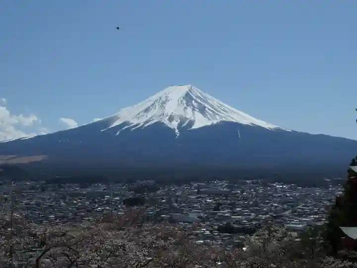 新倉富士浅間神社(山梨県)