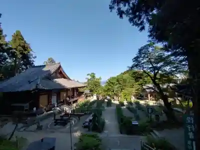 松尾寺の{uncategorized: "未分類", other: "その他", undefined: "問題あり", building: "その他建物", grave: "お墓", sacred_gate: "鳥居", guardian: "狛犬", statue: "像", buddha: "仏像", history: "歴史", nature: "自然", garden: "庭園", animal: "動物", pagoda: "塔", temizu: "手水舎", mountain_gate: "山門・神門", sanctuary: "本殿・本堂", subordinate: "末社・摂社", art: "芸術", scenery: "景色", jizo: "地蔵", ema: "絵馬", goshuin: "御朱印", omikuji: "おみくじ", items: "授与品その他", amulet: "お守り", goshuincho: "御朱印帳", eats: "食事", festival: "お祭り", votive_dance: "神楽", shichigosan: "七五三参", wedding: "結婚式", experience: "体験その他", initially: "初詣", around: "周辺", anti_infection: "感染症対策"}