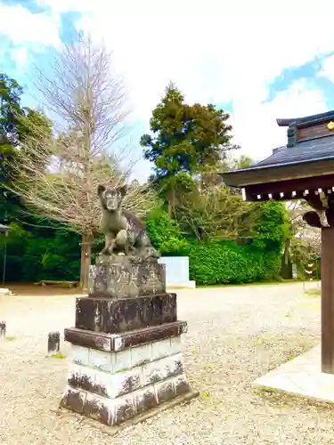 女化神社の狛犬