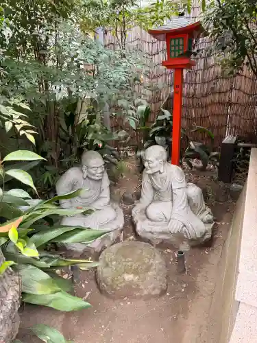 正寶院（飛不動尊）の{uncategorized: "未分類", other: "その他", undefined: "問題あり", building: "その他建物", grave: "お墓", sacred_gate: "鳥居", guardian: "狛犬", statue: "像", buddha: "仏像", history: "歴史", nature: "自然", garden: "庭園", animal: "動物", pagoda: "塔", temizu: "手水舎", mountain_gate: "山門・神門", sanctuary: "本殿・本堂", subordinate: "末社・摂社", art: "芸術", scenery: "景色", jizo: "地蔵", ema: "絵馬", goshuin: "御朱印", omikuji: "おみくじ", items: "授与品その他", amulet: "お守り", goshuincho: "御朱印帳", eats: "食事", festival: "お祭り", votive_dance: "神楽", shichigosan: "七五三参", wedding: "結婚式", experience: "体験その他", initially: "初詣", around: "周辺", anti_infection: "感染症対策"}