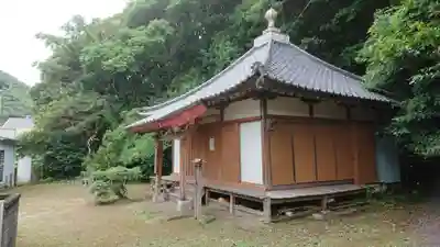 滝見観音堂の本殿・本堂