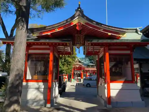 馬橋稲荷神社の{uncategorized: "未分類", other: "その他", undefined: "問題あり", building: "その他建物", grave: "お墓", sacred_gate: "鳥居", guardian: "狛犬", statue: "像", buddha: "仏像", history: "歴史", nature: "自然", garden: "庭園", animal: "動物", pagoda: "塔", temizu: "手水舎", mountain_gate: "山門・神門", sanctuary: "本殿・本堂", subordinate: "末社・摂社", art: "芸術", scenery: "景色", jizo: "地蔵", ema: "絵馬", goshuin: "御朱印", omikuji: "おみくじ", items: "授与品その他", amulet: "お守り", goshuincho: "御朱印帳", eats: "食事", festival: "お祭り", votive_dance: "神楽", shichigosan: "七五三参", wedding: "結婚式", experience: "体験その他", initially: "初詣", around: "周辺", anti_infection: "感染症対策"}