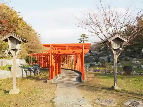 高山稲荷神社の鳥居