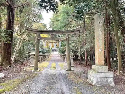 白鳥神社の鳥居