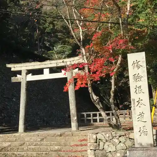 瀧安寺の鳥居