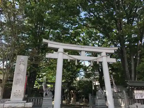 大鳥神社の鳥居