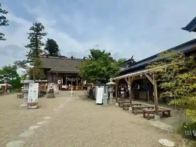 二柱神社の{uncategorized: "未分類", other: "その他", undefined: "問題あり", building: "その他建物", grave: "お墓", sacred_gate: "鳥居", guardian: "狛犬", statue: "像", buddha: "仏像", history: "歴史", nature: "自然", garden: "庭園", animal: "動物", pagoda: "塔", temizu: "手水舎", mountain_gate: "山門・神門", sanctuary: "本殿・本堂", subordinate: "末社・摂社", art: "芸術", scenery: "景色", jizo: "地蔵", ema: "絵馬", goshuin: "御朱印", omikuji: "おみくじ", items: "授与品その他", amulet: "お守り", goshuincho: "御朱印帳", eats: "食事", festival: "お祭り", votive_dance: "神楽", shichigosan: "七五三参", wedding: "結婚式", experience: "体験その他", initially: "初詣", around: "周辺", anti_infection: "感染症対策"}