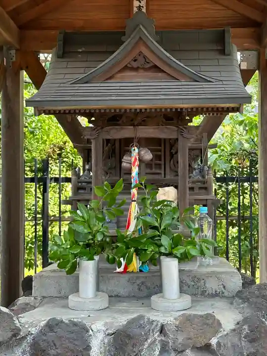 白浜稲荷神社(東京都)